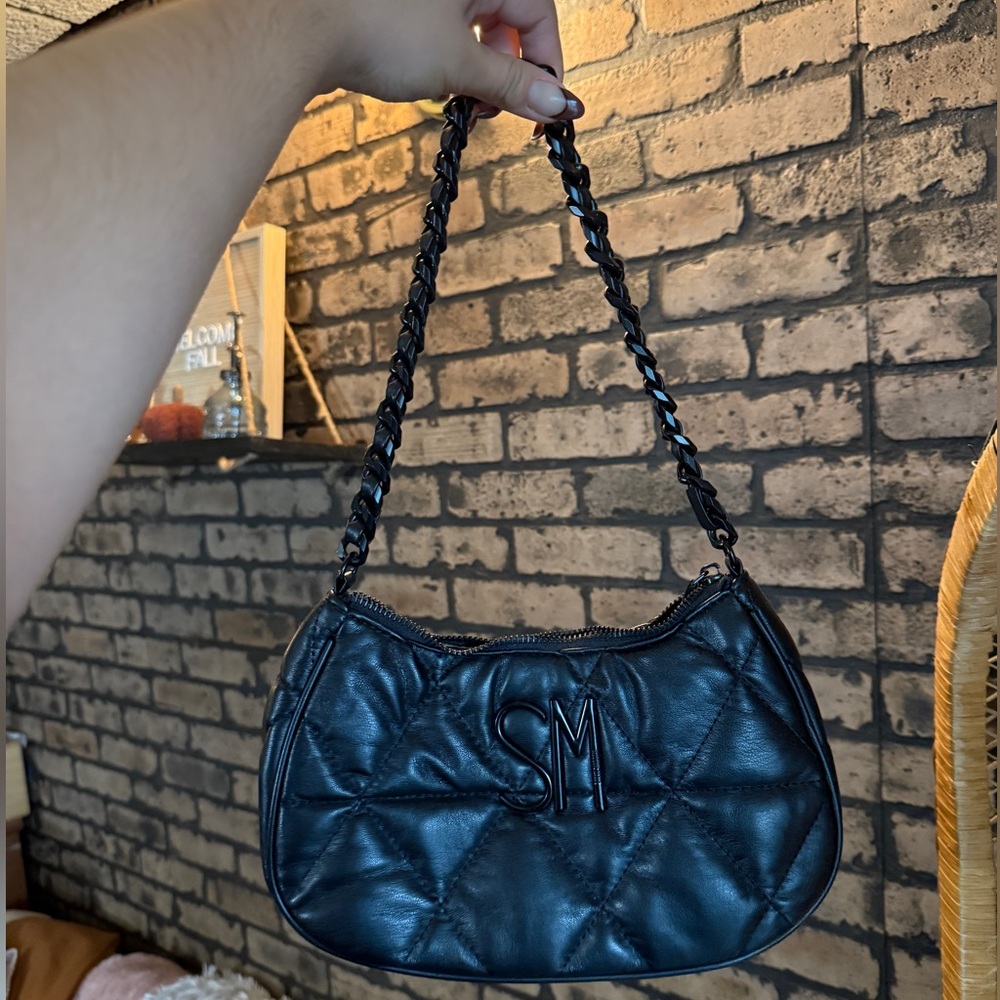 Steve Madden Black Tonal Quilted Shoulder Bag Crossbody Strap and Pouch
